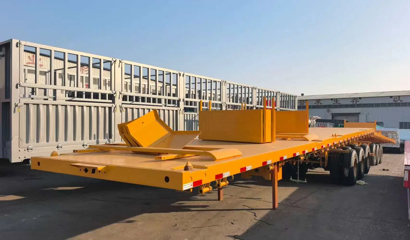Brugt 3-akslet Lowbed Semi Trailer til Roro Vessel Shipping Plan